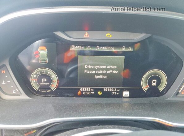 WA1EECF37N1072206 2022 AUDI Q3 Gray Vista del cuadro de instrumentos