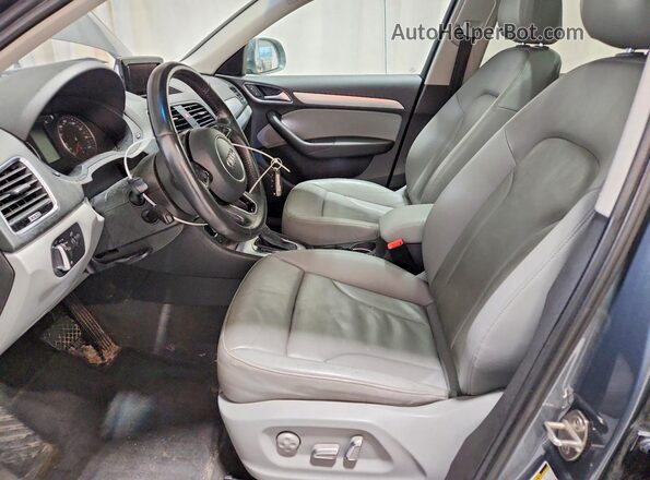 WA1EFCFS2GR011452 2016 AUDI Q3 Gray წინა სალონის ხედი