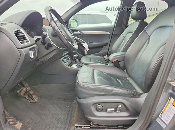 WA1EFCFS3GR016823 2016 AUDI Q3 Gray წინა სალონის ხედი