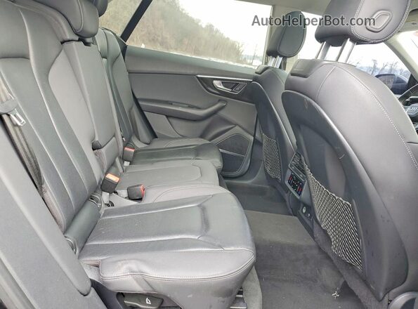 WA1EVAF10LD018020 2020 AUDI Q8 Black უკანა სალონის ხედი