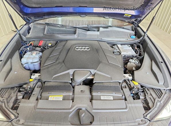 WA1EVAF11MD019758 2021 AUDI Q8 Blue Widok komory silnika
