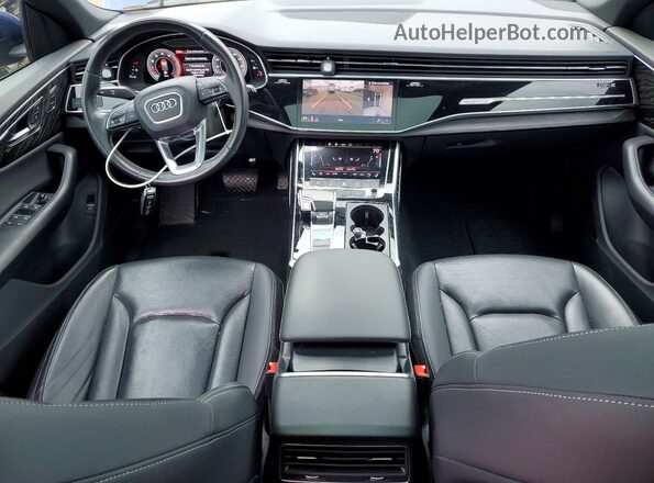 WA1EVAF12MD032194 2021 AUDI Q8 Blue Widok deski rozdzielczej