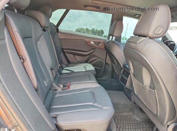 WA1EVAF13MD033094 2021 AUDI Q8 Серый Вид задней части салона