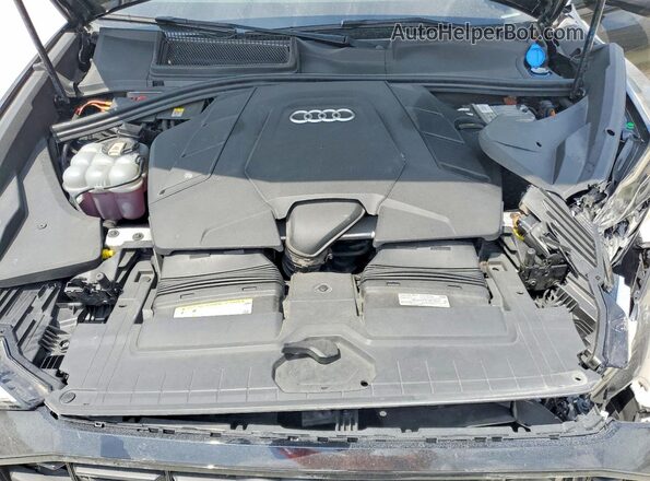 WA1EVAF15MD003773 2021 AUDI Q8 Black ძრავის განყოფილების ხედი
