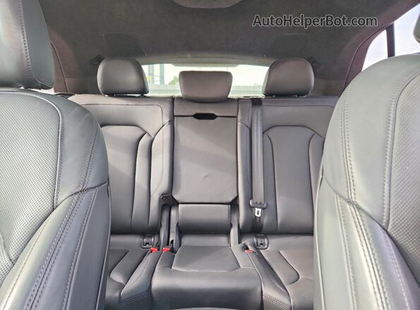 WA1FVAF11KD004582 2019 AUDI Q8 Orange Հետևի նստատեղերի տեսք