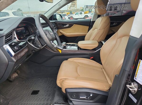 WA1FVAF12KD039468 2019 AUDI Q8 Black Widok wnętrza z przodu