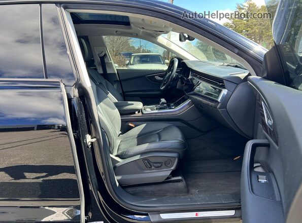 WA1FVAF16KD036914 2019 AUDI Q8 Черный Вид спереди