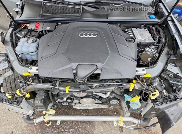 WA1FVAF17MD019669 2021 AUDI Q8 Gray Вид підкапотного простору