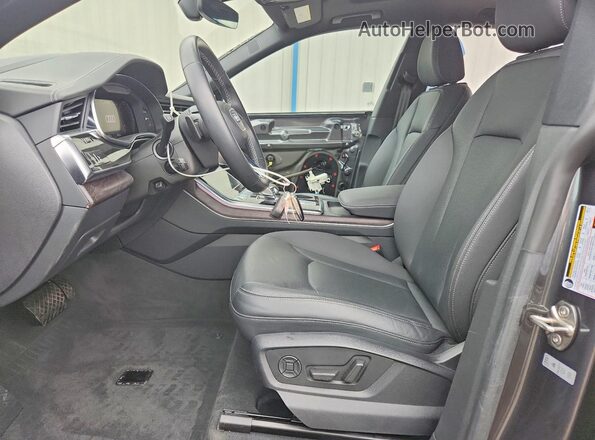 WA1FVAF17MD019669 2021 AUDI Q8 Gray Вид салону спереду