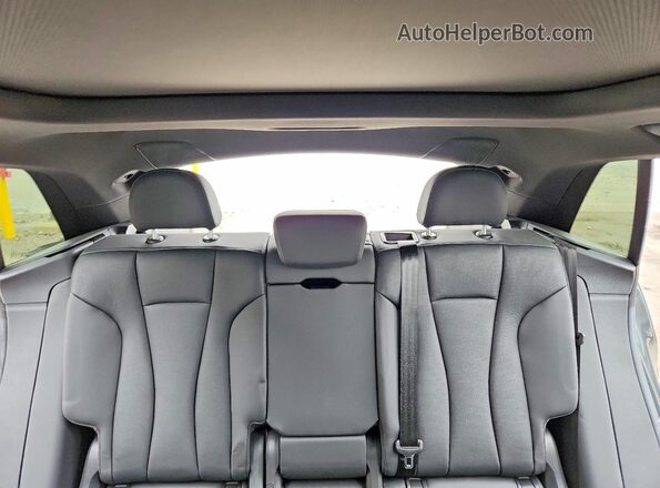 WA1FVAF17MD019669 2021 AUDI Q8 Gray Вид задніх сидінь