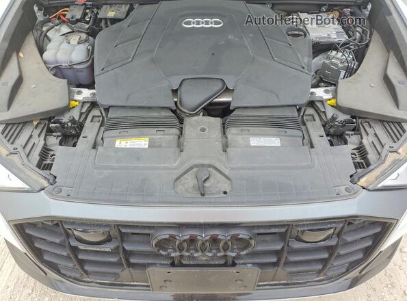 WA1FVBF15PD000600 2023 AUDI Q8 Белый Вид задней части салона