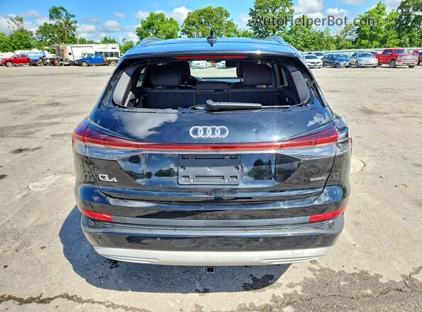WA1G2BFZ2NP033956 2022 AUDI Q4 Black უკანა ხედი