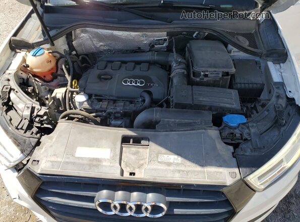 WA1GCCFSXHR006924 2017 AUDI Q3 White უკანა სალონის ხედი