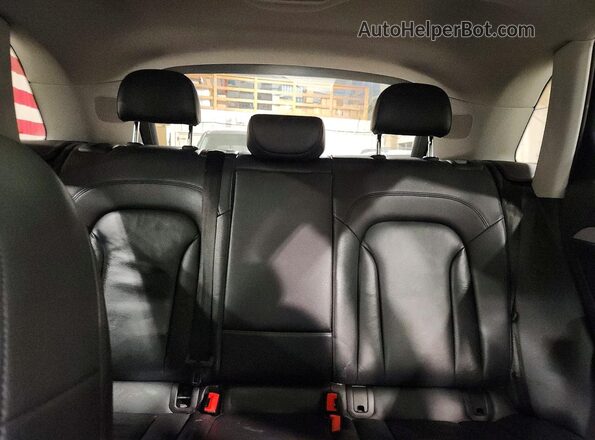 WA1GFCFS2GR012416 2016 AUDI Q3 Charcoal Вид задніх сидінь