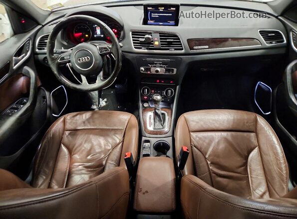 WA1GFCFS8GR014932 2016 AUDI Q3 White Widok deski rozdzielczej