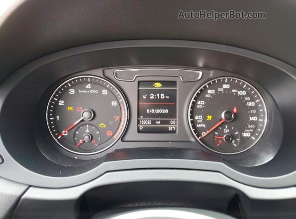 WA1HCCFS4HR016854 2017 AUDI Q3 Белый Вид щитка приборов