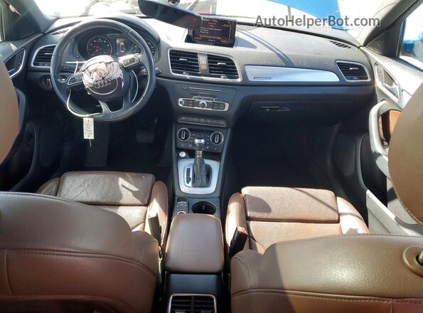 WA1JCCFS1HR008714 2017 AUDI Q3 Синий Вид панели приборов