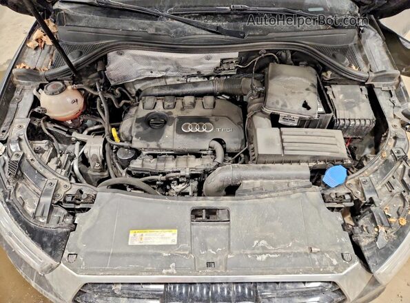 WA1JCCFS3JR008168 2018 AUDI Q3 Gray Շարժիչի բաժամունքի տեսք