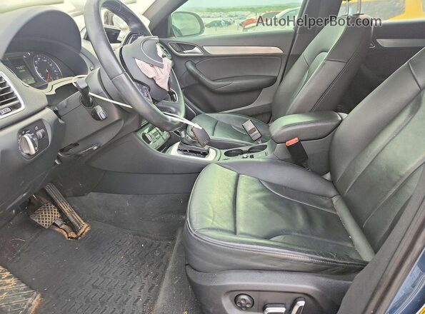 WA1JCCFS3JR027206 2018 AUDI Q3 Blue წინა სალონის ხედი