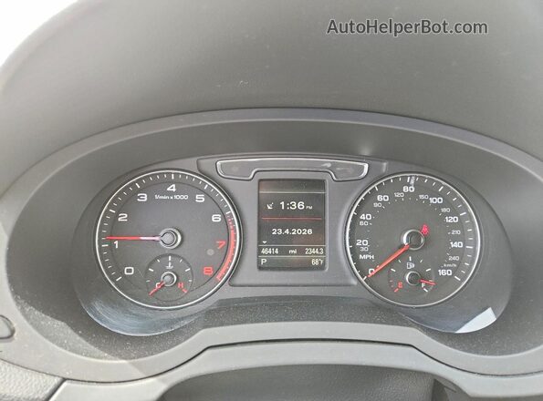 WA1JCCFS6JR019357 2018 AUDI Q3 Black Вид щитка приладів