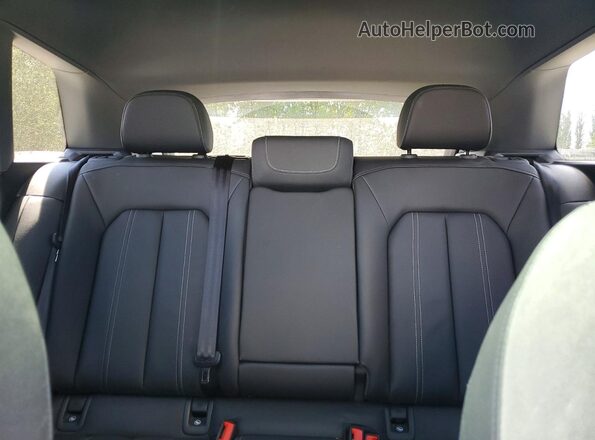 WA1K2BFZ1PP060286 2023 AUDI Q4 White Вид задніх сидінь