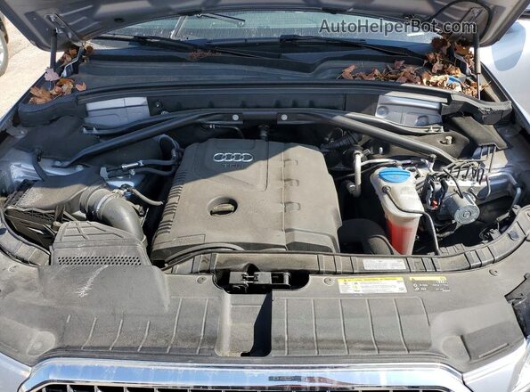 WA1L2AFP2GA068493 2016 AUDI Q5 Silver Engine compartment view