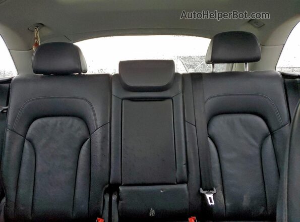 WA1L2AFP3GA075582 2016 AUDI Q5 White Vista de los asientos traseros