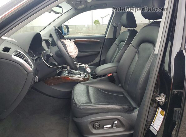 WA1L2AFP5HA044822 2017 AUDI Q5 Black Вид салону спереду
