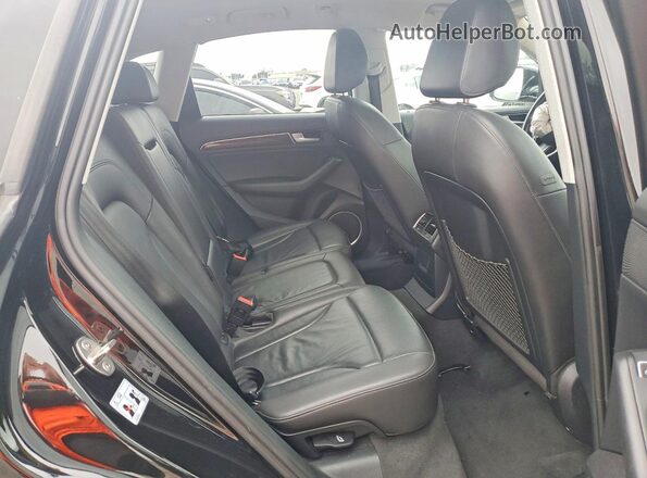 WA1L2AFP5HA044822 2017 AUDI Q5 Black Вид задньої частини салону
