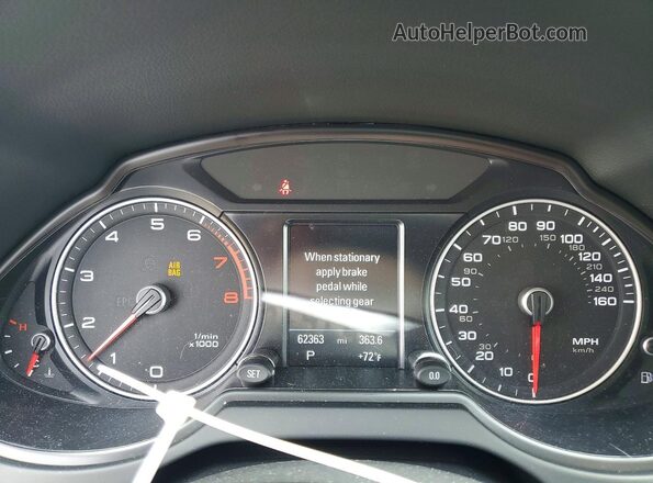 WA1L2AFP9HA047660 2017 AUDI Q5 Gray Սարքավորումների վահանակի տեսք