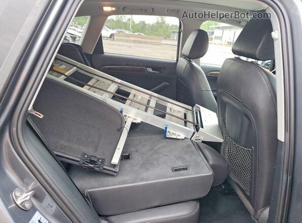 WA1L2AFPXGA105774 2016 AUDI Q5 Gray Widok wnętrza z tyłu
