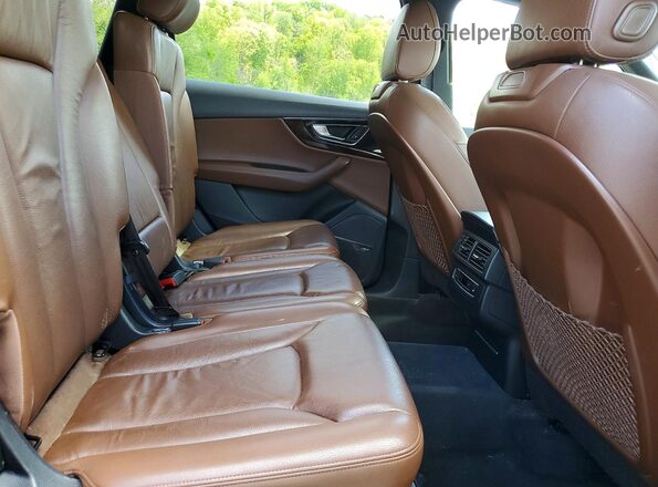 WA1LAAF70HD022339 2017 AUDI Q7 Черный Вид задней части салона