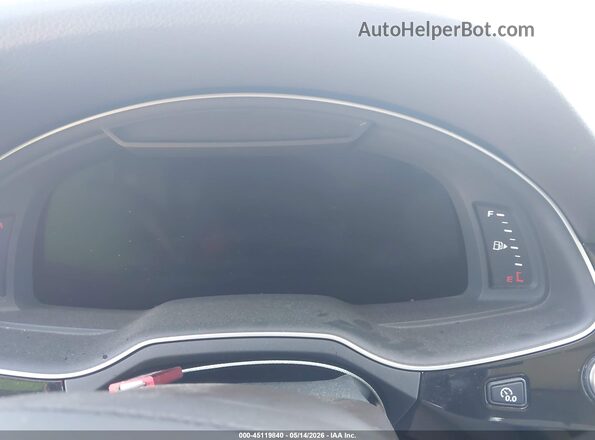 WA1LAAF71JD025627 2018 AUDI Q7 White Вид задніх сидінь