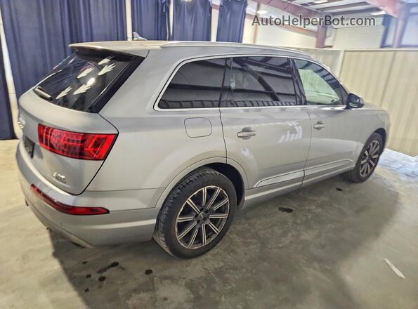 WA1LAAF74HD004975 2017 AUDI Q7 Silver Trasero derecho