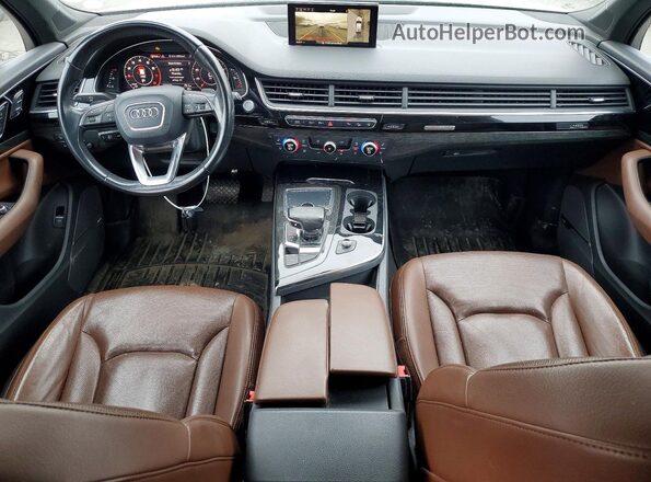 WA1LAAF75HD050833 2017 AUDI Q7 Золотой Вид панели приборов