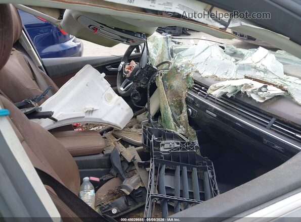 WA1LAAF75JD052121 2018 AUDI Q7 Серый Вид салона спереди