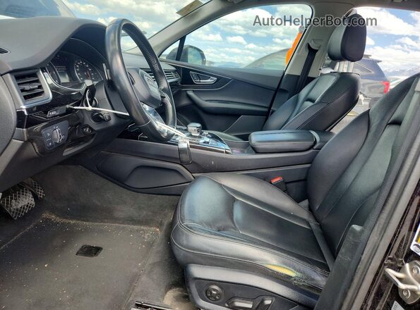 WA1LAAF78HD003408 2017 AUDI Q7 Black Widok wnętrza z przodu