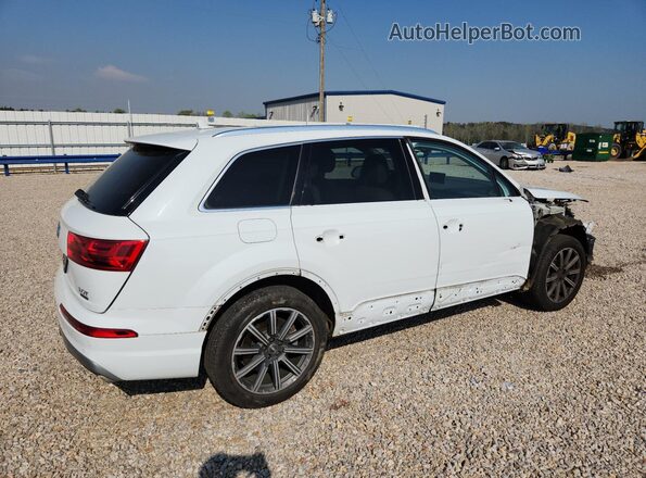 WA1LAAF79JD000118 2018 AUDI Q7 Бежевый Задняя правая четверть