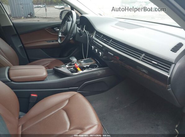 WA1LAAF79JD009062 2018 AUDI Q7 Black Вид салону спереду