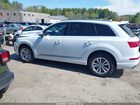 2018 Audi Q7 3.0t Premium Белый vin: WA1LAAF79JD028436