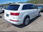 2018 Audi Q7 3.0t Premium Белый vin: WA1LAAF79JD028436