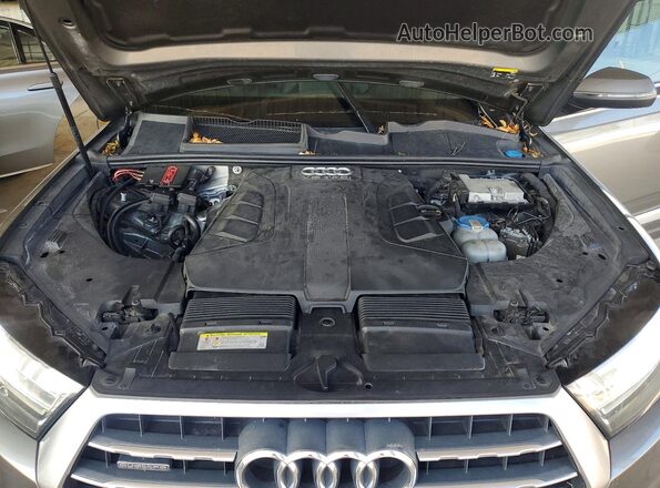 WA1LAAF7XHD005306 2017 AUDI Q7 Gray Engine compartment view
