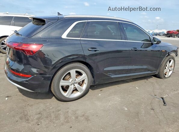 WA1LAAGE1KB023001 2019 AUDI E-TRON Черный Задняя правая четверть