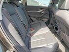 2019 Audi E-tron Premium Plus Черный vin: WA1LAAGE1KB023001
