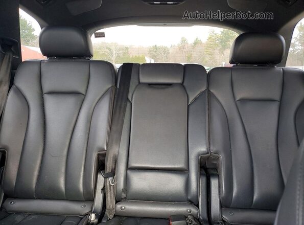 WA1LABF71JD007988 2018 AUDI Q7 Gray უკანა სავარძლების ხედი
