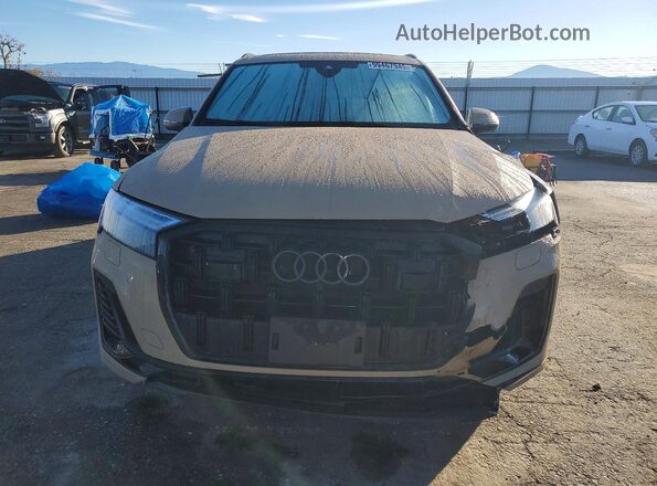 WA1LCBF7XSD007046 2025 AUDI Q7 Желто-коричневый Вид спереди