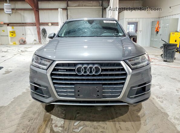 WA1LHAF71JD023890 2018 AUDI Q7 Серебряный Вид спереди