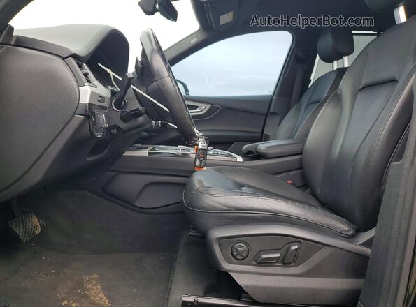 WA1LHAF75JD020801 2018 AUDI Q7 Черный Вид салона спереди
