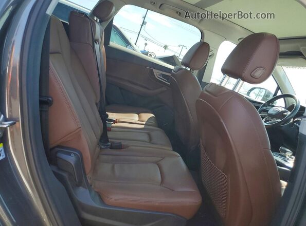 WA1LHAF75KD037146 2019 AUDI Q7 Угольный Вид задней части салона