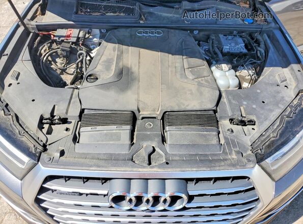 WA1LHAF76JD036795 2018 AUDI Q7 Gray Widok komory silnika